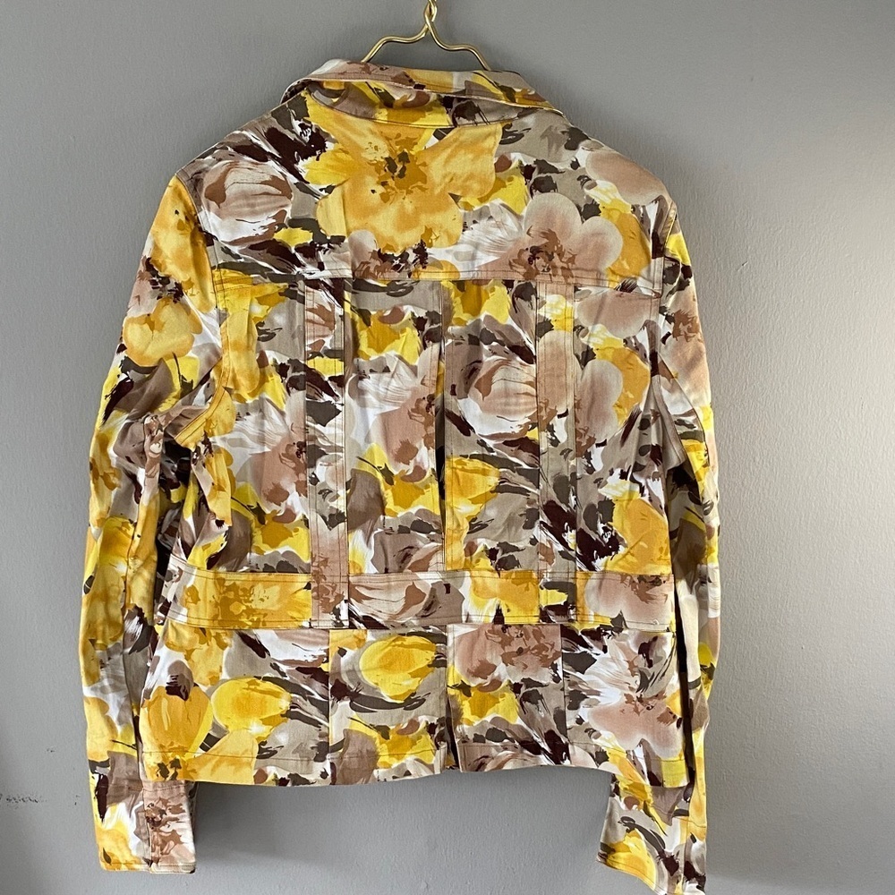 Southern Lady Yellow and Brown Floral Blazer - Picture 10 of 12